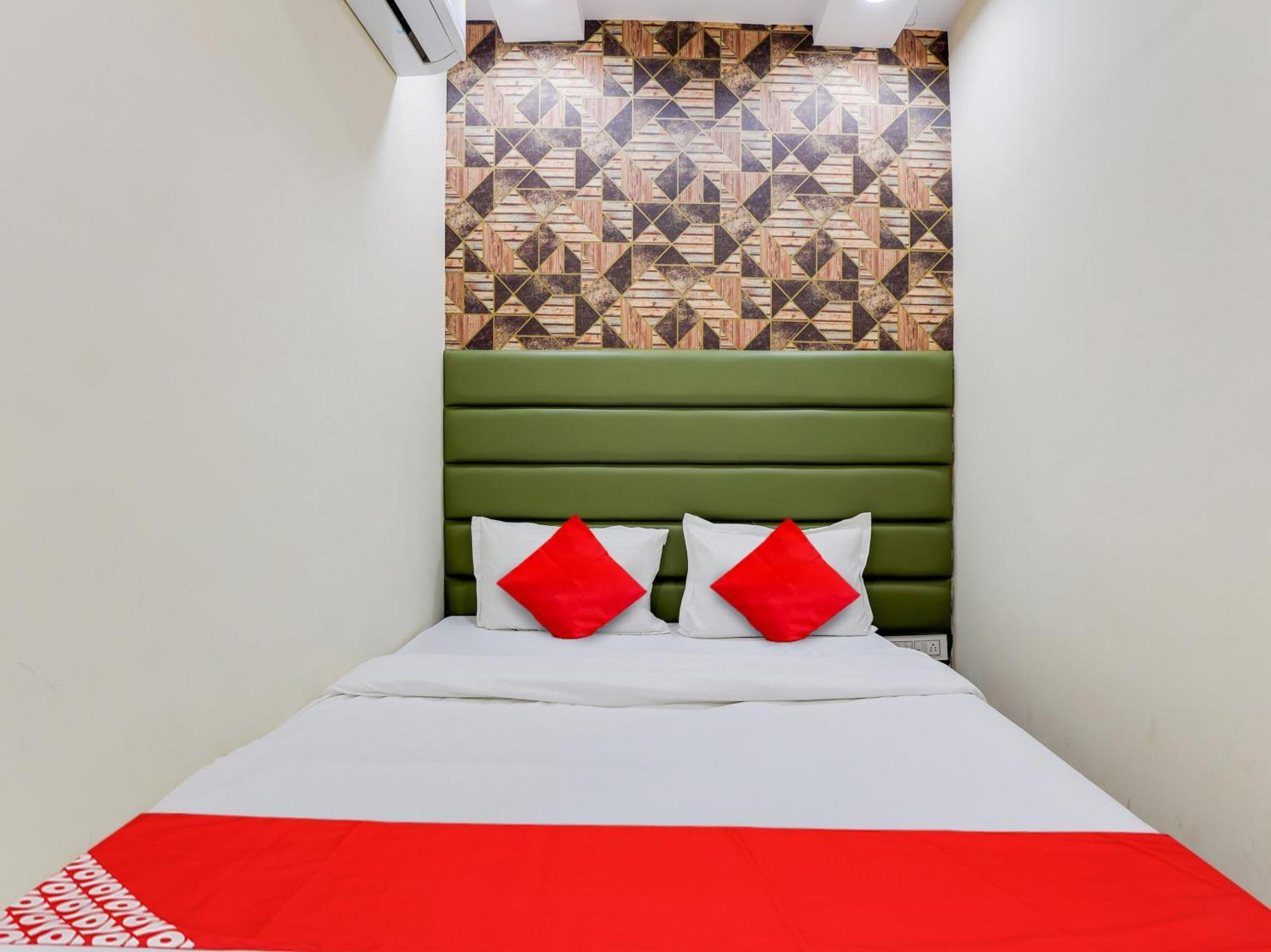 Hotel O Kb Villa Ahmedabad Exterior photo