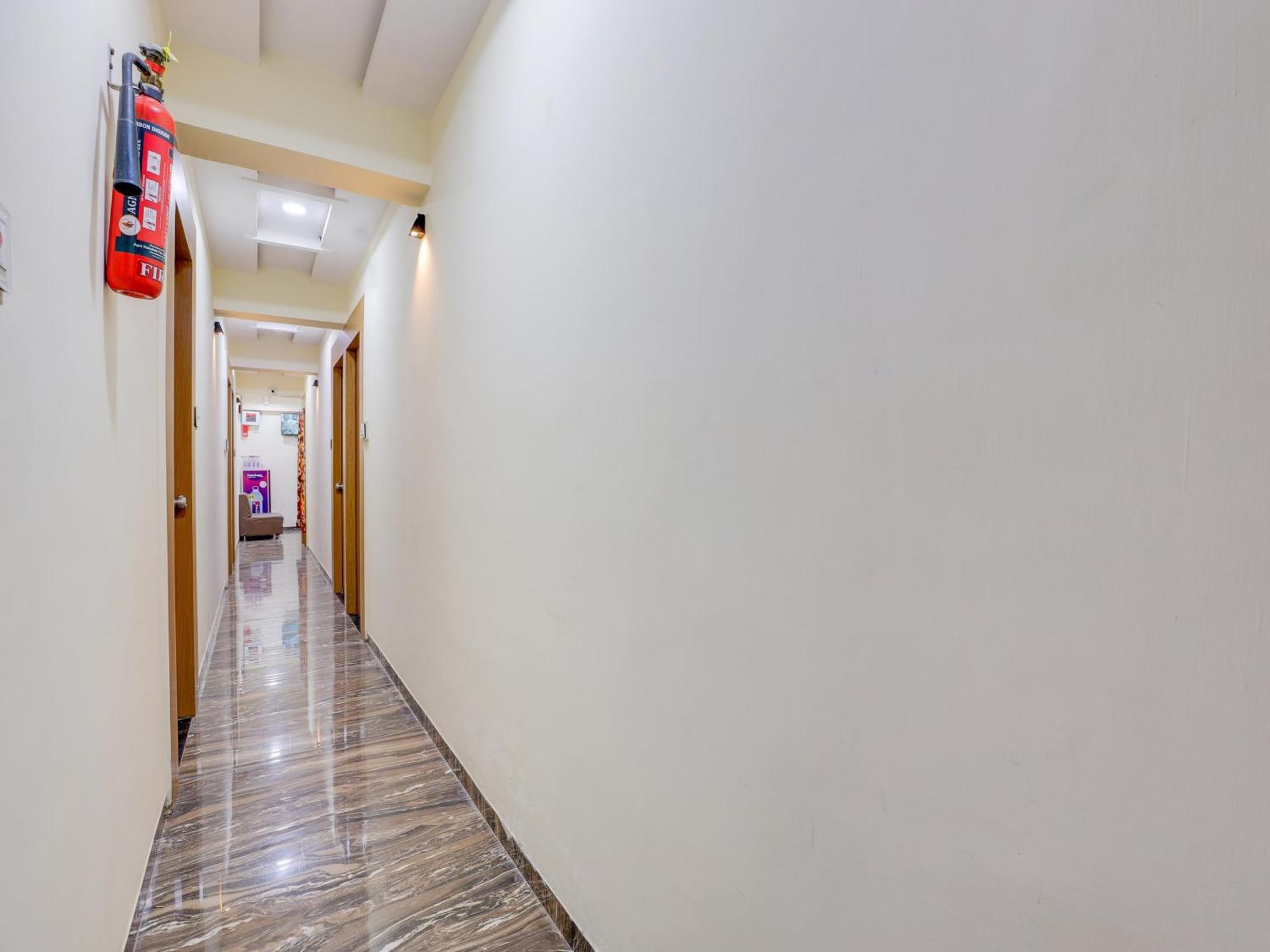 Hotel O Kb Villa Ahmedabad Exterior photo